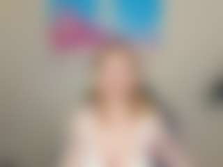 Live cam show with Margo - Green Eyes on Cam Slut