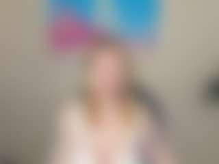 Live cam show with Margo - Blonde Hair on Mixed Magazine Live