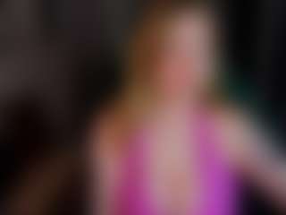 Live cam show with Margo - Flirt on xplaylive.com
