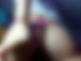 Live cam show with ShaunaDream - Public MILF on camwithhim.com