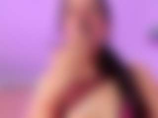 ShaunaDream's Live Sex Cam Show