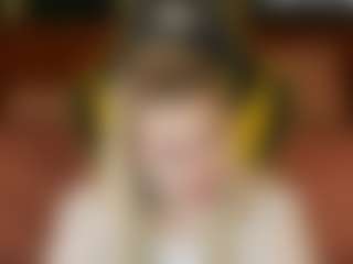 AvaKiss's Live Sex Cam Show
