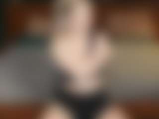 AvaKiss's Live Sex Cam Show