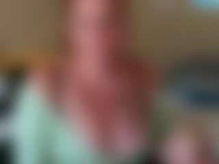 TrixieLynn69's Live Sex Cam Show