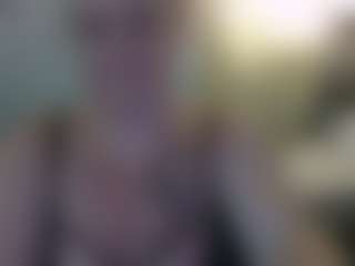 TrixieLynn69's Live Sex Cam Show
