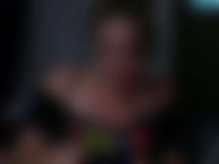 Live cam show with TrixieLynn69 - Green Eyes on CamSodaAdn