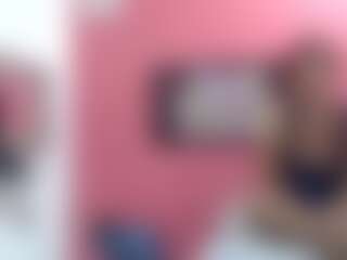 milan-sofia69's Live Sex Cam Show