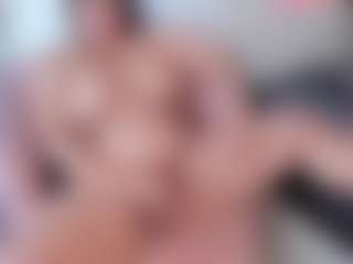 Live cam show with abigail-johnson - Dildo Or Vibrator Granny on Uber Horny