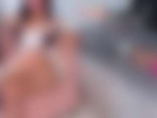 Live cam show with abigail-johnson - Granny on Hubzter Live
