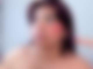 Live cam show with abigail-johnson - Granny on Fit Hotties