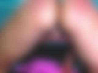 Live cam show with loisfer28 - Role Play on friskycurves.com