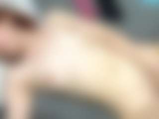 Live cam show with RosauraGalam - Smoking on xxxlivecams.org
