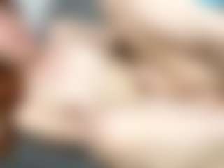 RosauraGalam's Live Sex Cam Show