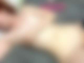 RosauraGalam's Live Sex Cam Show