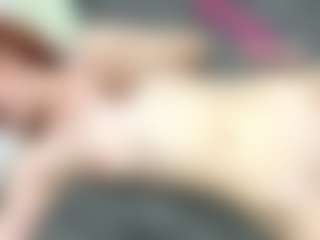Live cam show with RosauraGalam - Green Eyes on Gym Cam Girls