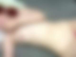 RosauraGalam's Live Sex Cam Show