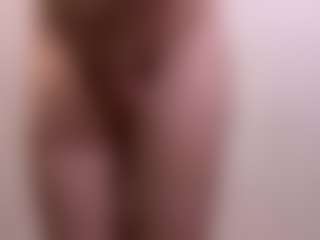 RosauraGalam's Live Sex Cam Show