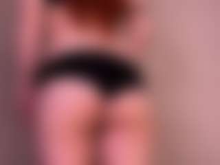Spettacolo in cam dal vivo con RosauraGalam - Bedroom Black su Camsoda