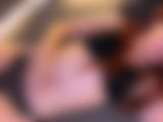 RosauraGalam's Live Sex Cam Show