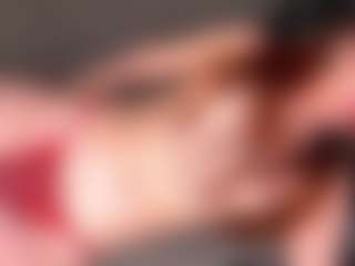 RosauraGalam's Live Sex Cam Show