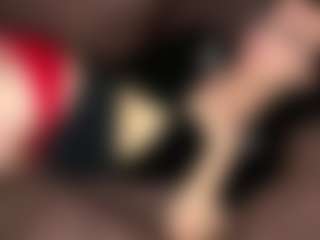 Live cam show with RossieJablonowski - Yoga on madthumbs