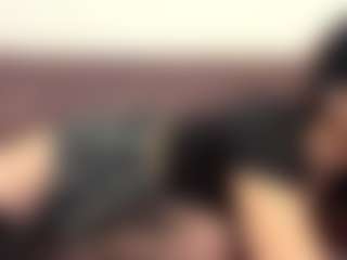 Live cam show with RossieJablonowski - Yoga on instabang