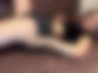 Live cam show with RossieJablonowski - Yoga on Dare Cams