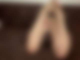 Live cam show with RossieJablonowski - Moaning on https://playwithruby.com