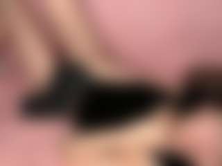 Live cam show with RossieJablonowski - Moaning on luckytryst.com