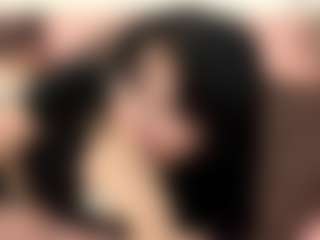 Live cam show with RossieJablonowski - Cum Brown Hair on Gym Cam Girls
