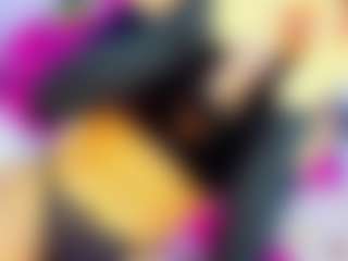 SexyJuliaa01's Live Sex Cam Show