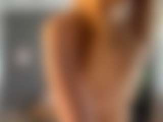 Live cam show with Kristie - Blonde Hair on CamClone