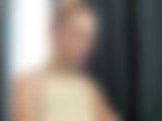 Live cam show with Kristie - Nipple Piercings on Fling VIP Chat