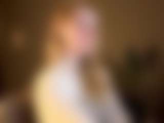 Live cam show with Kristie - Blonde Hair on Hubzter Live