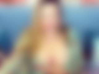 QueenMargo18's Live Sex Cam Show