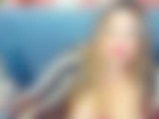 Live cam show with QueenMargo18 - Joi on Soda Cam