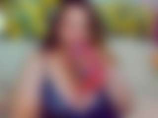 Live cam show with QueenMargo18 - Mature on AdultVida.com