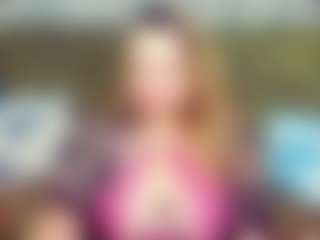 QueenMargo18's Live Sex Cam Show