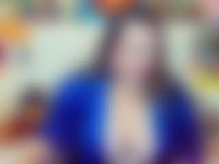 Live cam show with QueenMargo18 - Mature on Dare Cams