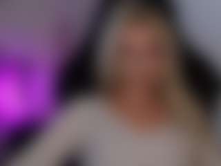 Live cam show with CinderellaMoon - Role Play on Camsoda
