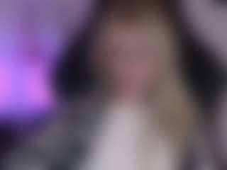 Live cam show with CinderellaMoon - Body Massage on Gym Cam Girls