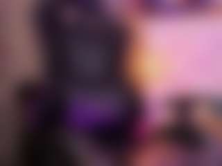 FoxxyDolce's Live Sex Cam Show