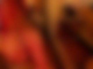 Live cam show with FoxxyDolce - Smoking on TeamSkeetLive