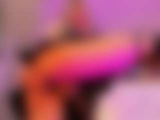 Live cam show with FoxxyDolce - Drinking on Camiplay Live