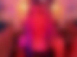 Live cam show with FoxxyDolce - Big Cock on Dolls Live