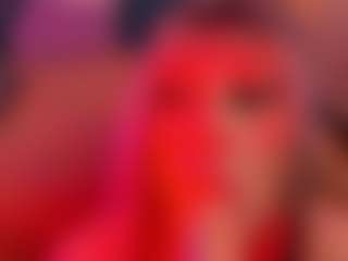 Live cam show with FoxxyDolce - Blonde Hair on TeamSkeetLive