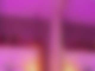 Live cam show with FoxxyDolce - Blonde Hair on live18s.com