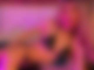 FoxxyDolce's Live Sex Cam Show