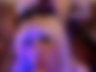 FoxxyDolce's Live Sex Cam Show