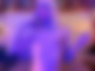 Live cam show with FoxxyDolce - Smoking on https://playwithruby.com